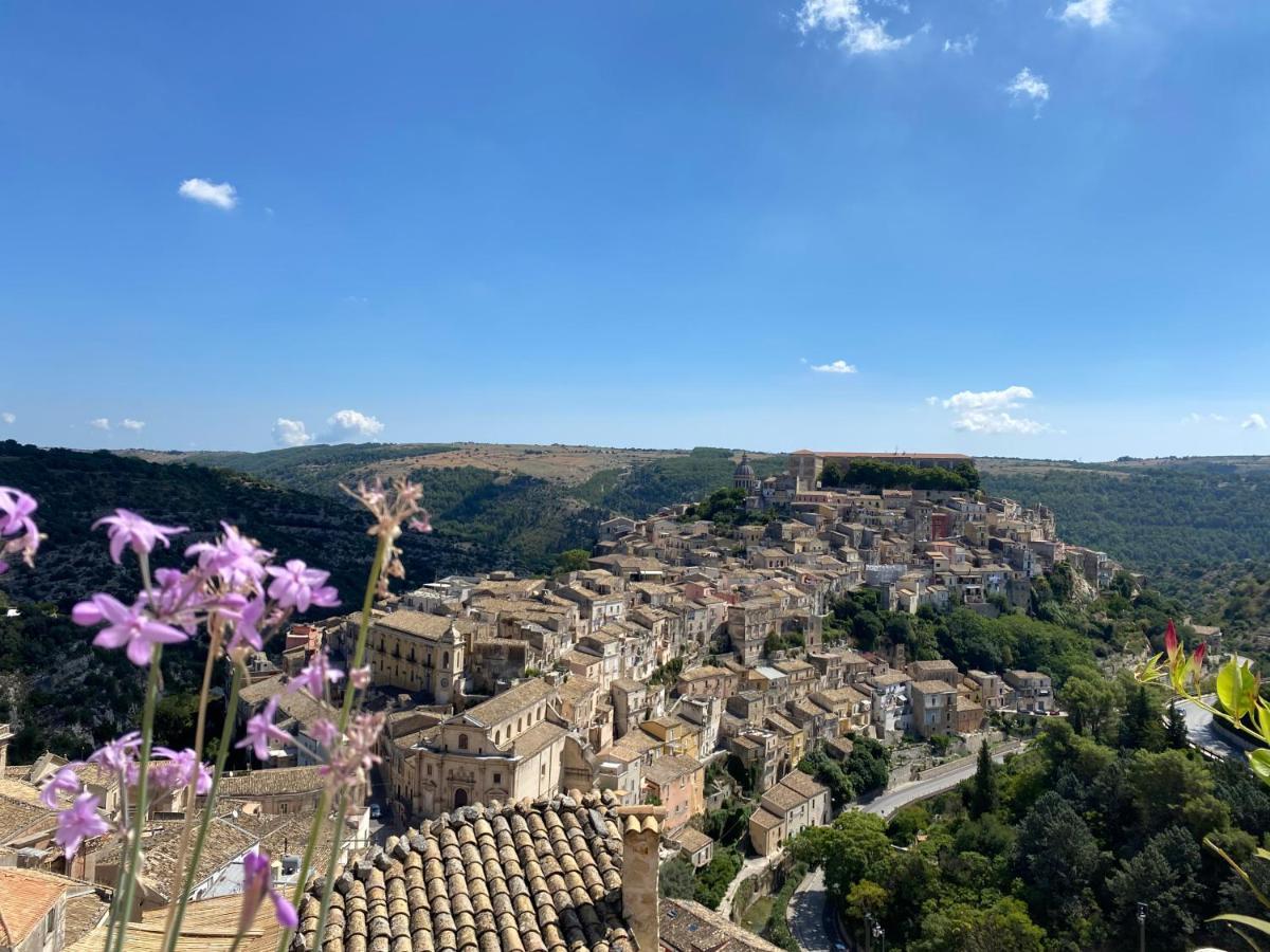 Super Giu Apartment Ragusa Luaran gambar