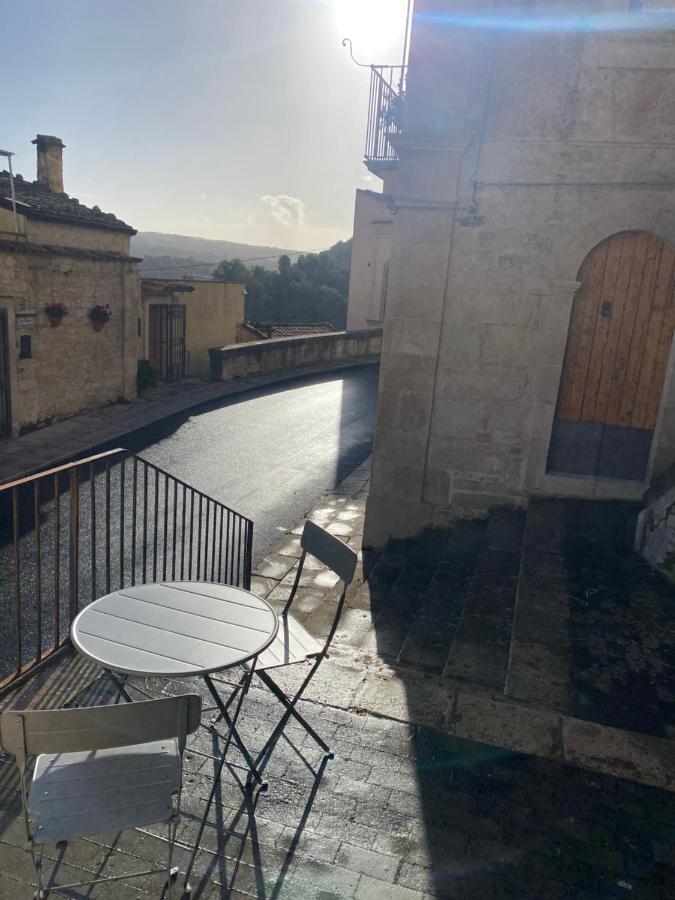 Super Giu Apartment Ragusa Luaran gambar